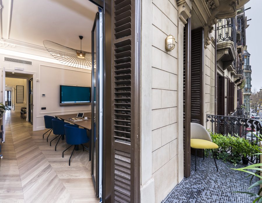 Salas de reuniones como la Sala@ y la terraza Qdoor